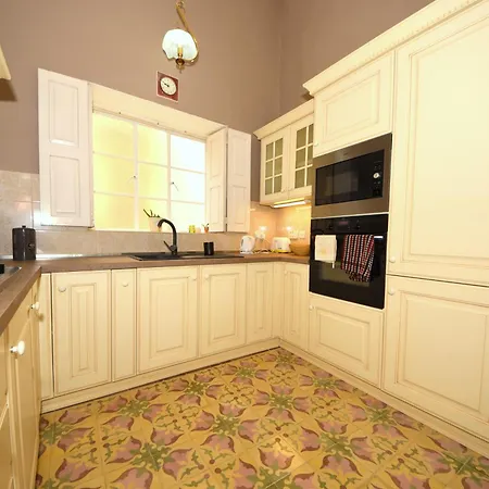 Medieval House * 森格莱阿