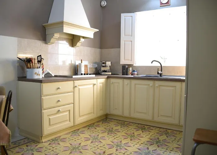 Medieval House * セングレア