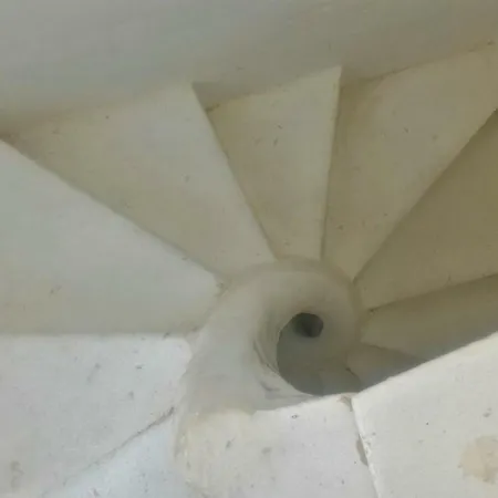 別荘 Medieval House セングレア