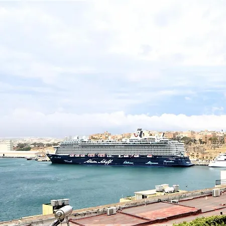 Medieval House * セングレア